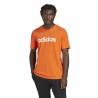 Maglia a Maniche Corte Uomo Adidas  Essentials Embroidered Linear Arancio