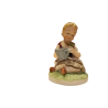 Figura di Porcellana Biscuit Contadina Seduta