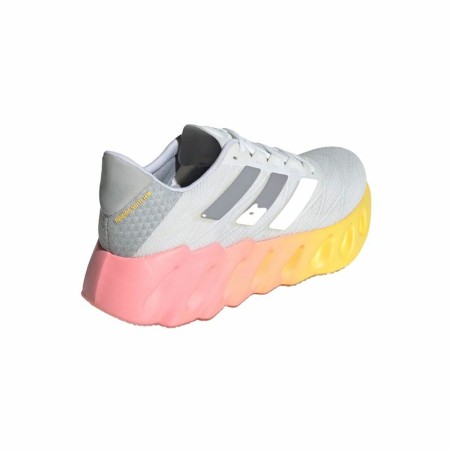 Scarpe Sportive da Donna Adidas Switch Fwd 2 Grigio